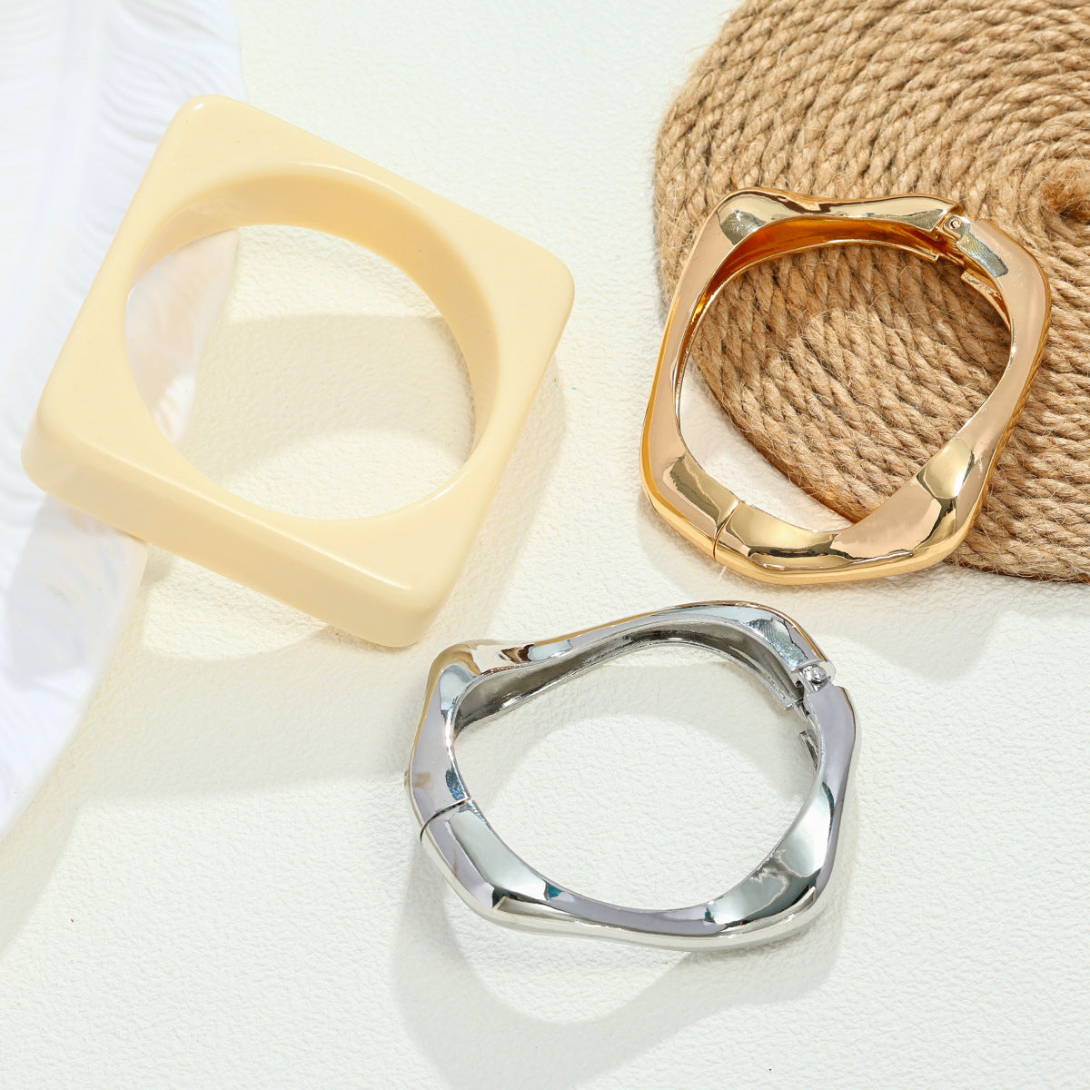 Bracelet Creative Retro Metal Glossy Surface Bracelet